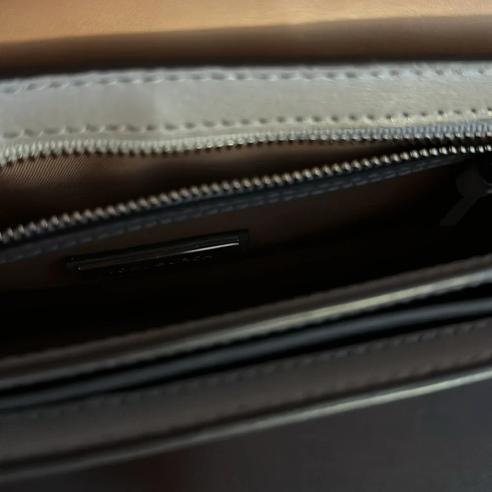 Tory Burch leather shoulder bag - Picture 7 of 9